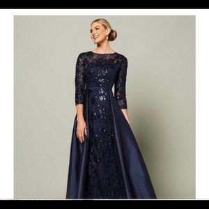 Adrianna Papell Sequined tafetta gown